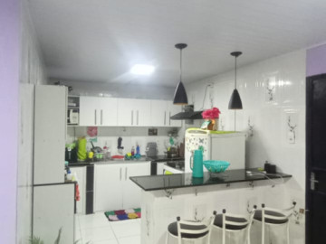 Casa à Venda